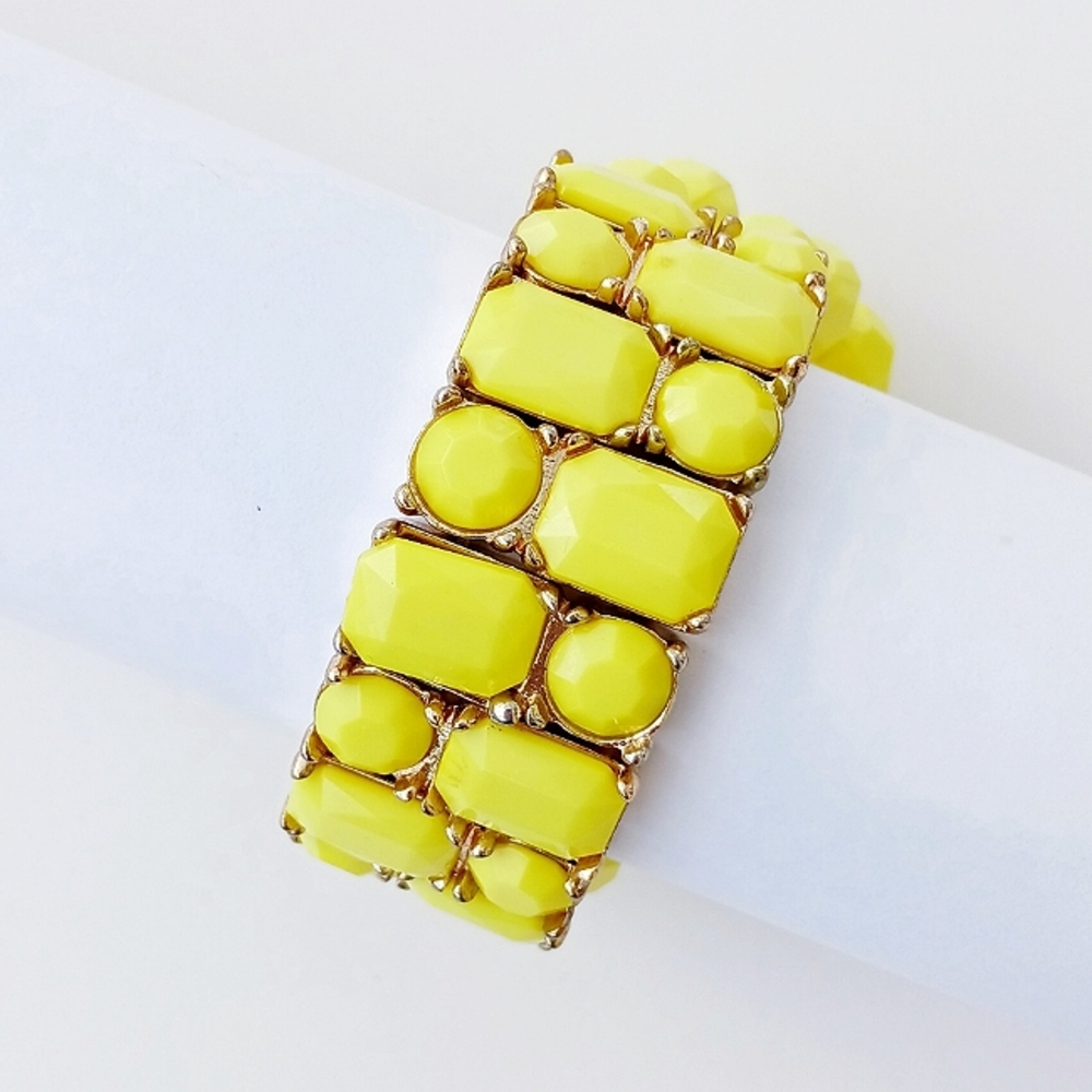 YELLOW BRACELET goldtone and faceted statement plastic metal stretch ret…
